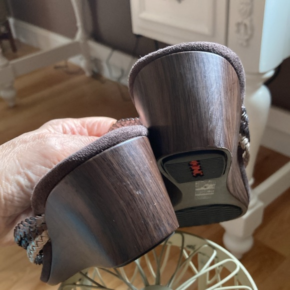 Vionic Ramba Wedge - Picture 4 of 11